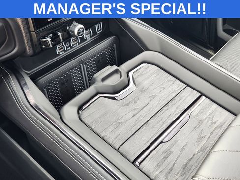 New 2026 RAM 3500 Limited AWD/4WD image 19