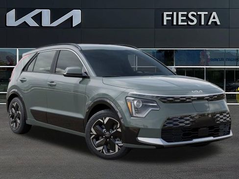 New 2026 Kia Niro Wind FWD image 8