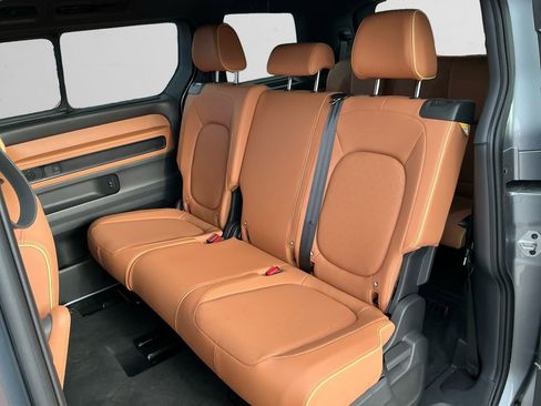 New 2025 Volkswagen ID. Buzz Pro S image 11