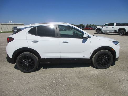 New 2026 Buick Encore GX Sport Touring image 3