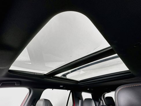 Certified 2025 Honda Pilot TrailSport image 21