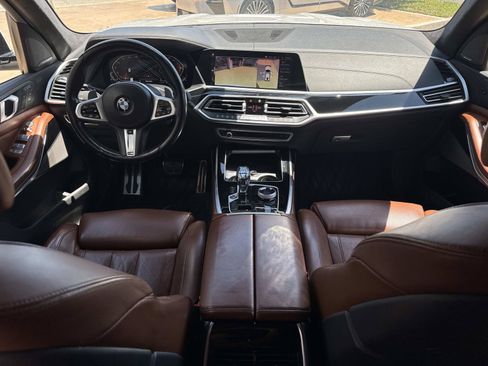 Used 2021 BMW X7 xDrive40i w/ M Sport Package AWD/4WD image 21
