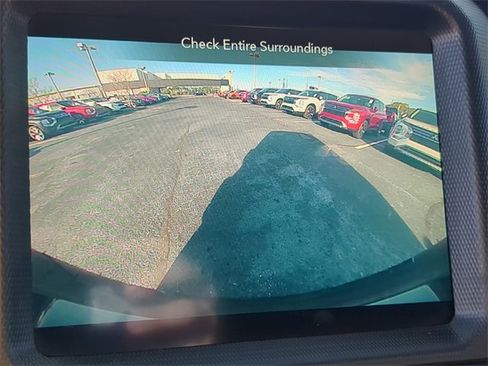 Used 2020 Jeep Wrangler Unlimited Sahara image 26