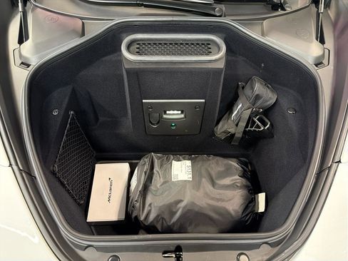 Used 2025 McLaren 750S Spider image 36