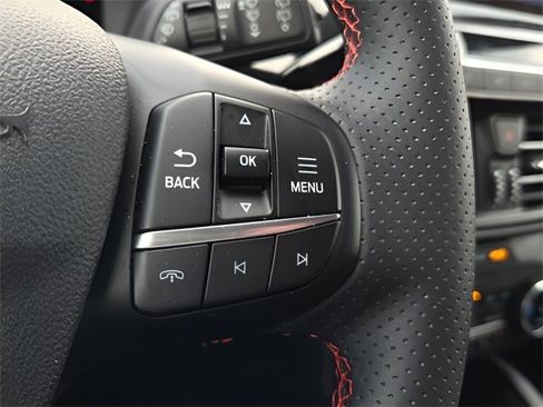 Used 2025 Ford Escape ST-Line Elite w/ Class II Trailer Tow Package image 24