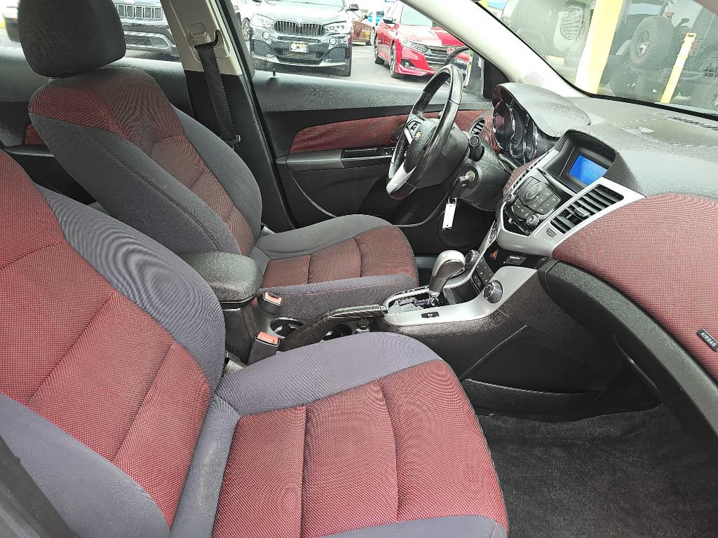 Used 2013 Chevrolet Cruze LT w/ RS Package FWD image 49