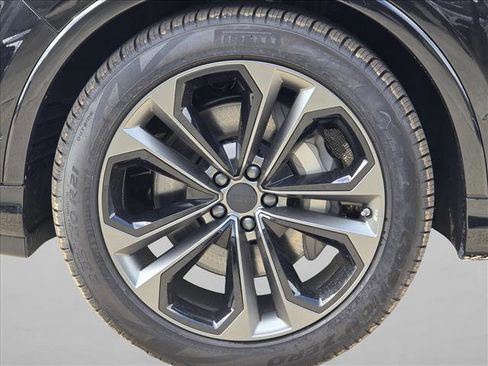 New 2026 Audi Q7 Premium Plus image 8