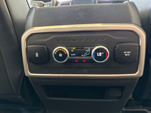 Used 2022 Ford Expedition Limited AWD/4WD image 47
