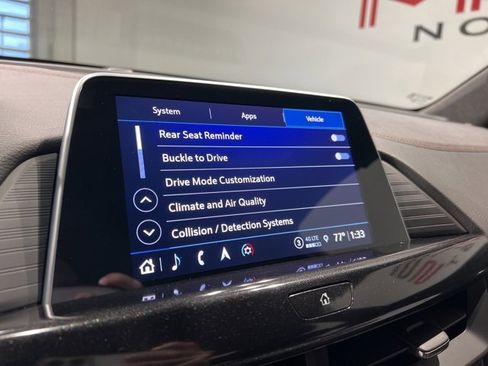 Used 2022 Cadillac CT4 V image 33