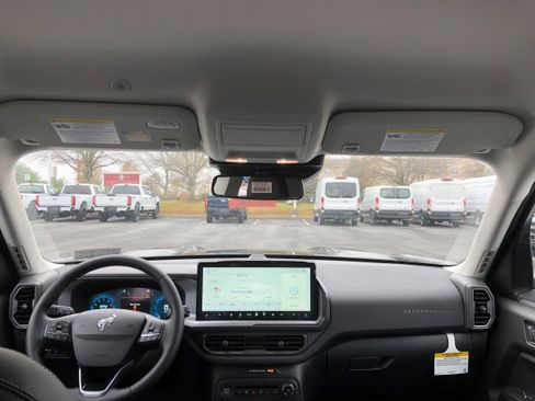 New 2025 Ford Bronco Sport Outer Banks image 12