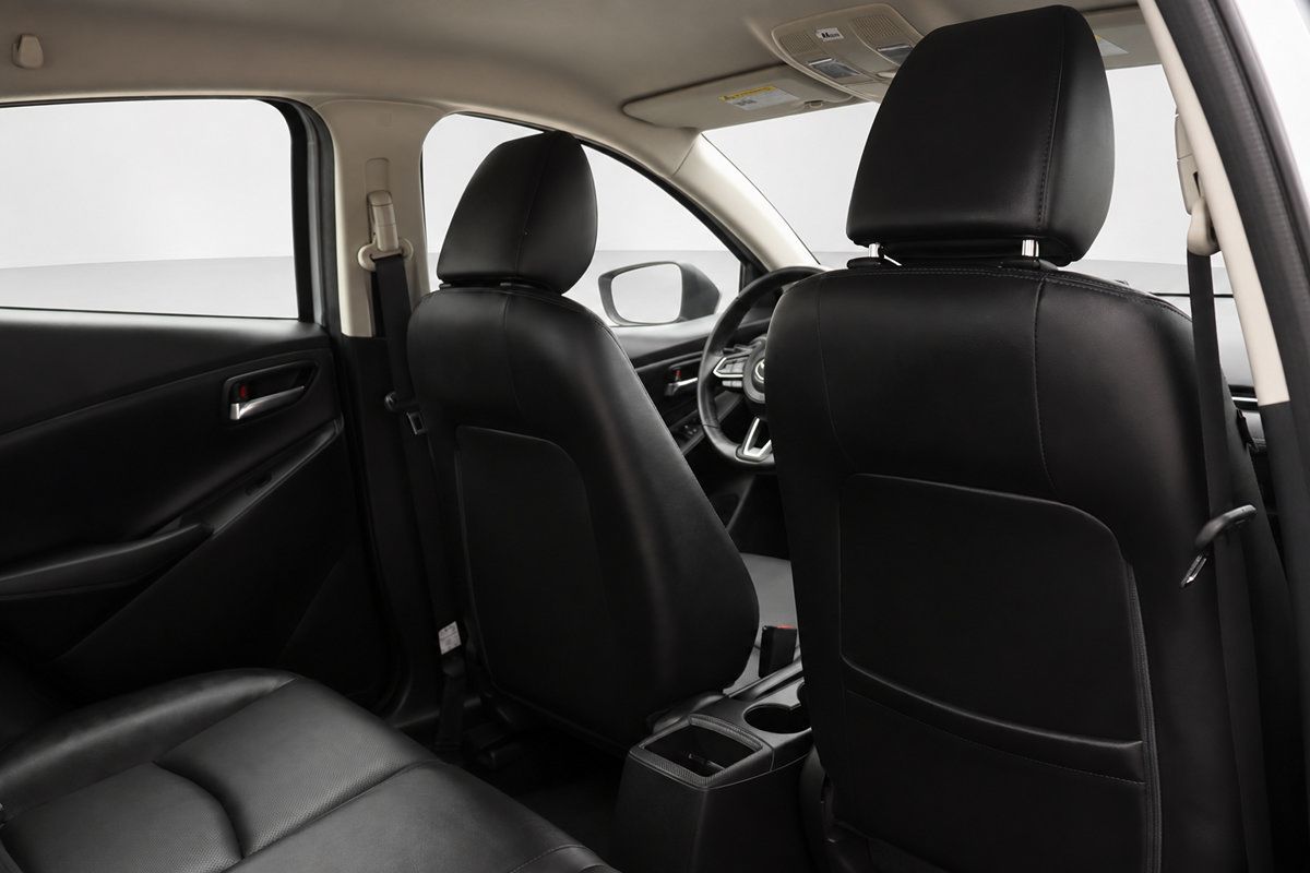 Used 2020 Toyota Yaris XLE FWD image 15