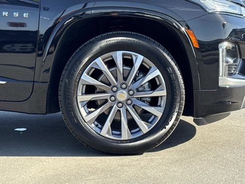 Used 2022 Chevrolet Traverse Premier image 28