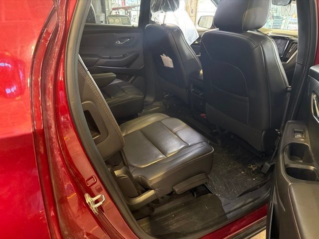 Used 2022 Chevrolet Traverse RS AWD/4WD image 13