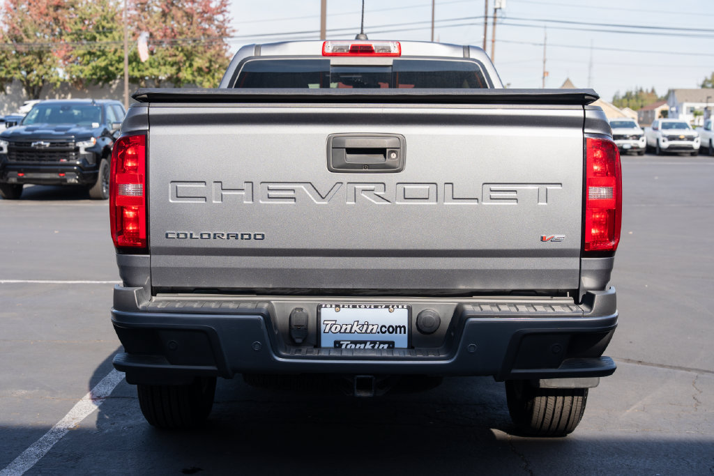 Used 2021 Chevrolet Colorado LT w/ Safety Package AWD/4WD image 5