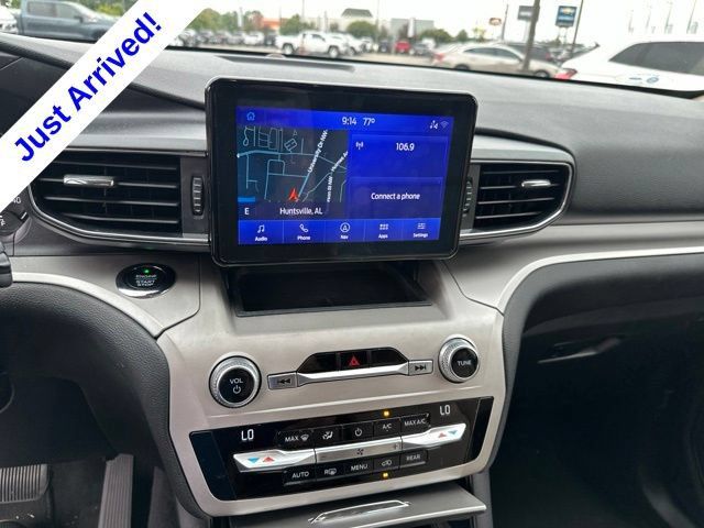 Used 2020 Ford Explorer XLT w/ Equipment Group 202A RWD image 11