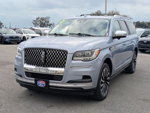 Used 2023 Lincoln Navigator L Black Label image 7