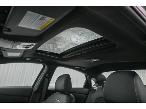 Used 2024 Kia Forte GT-Line w/ GT-Line Premium Package image 31