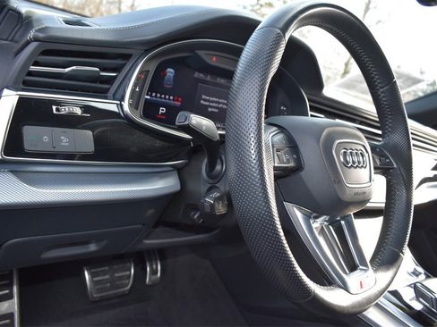 Used 2020 Audi SQ8 Premium Plus w/ Driver Assistance Package image 21