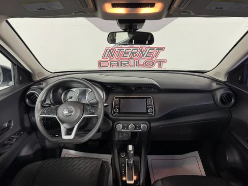 Used 2021 Nissan Kicks S FWD image 11