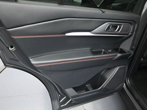 New 2025 Ford Explorer ST-Line w/ Premium Package image 31