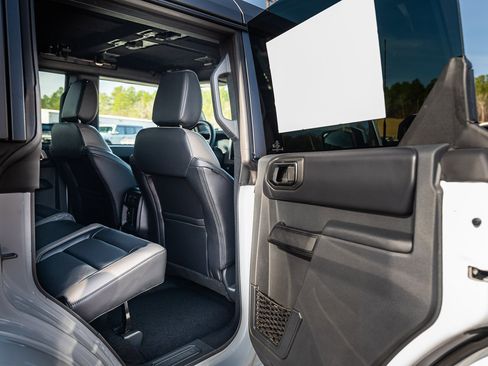 New 2025 Ford Bronco Outer Banks image 10