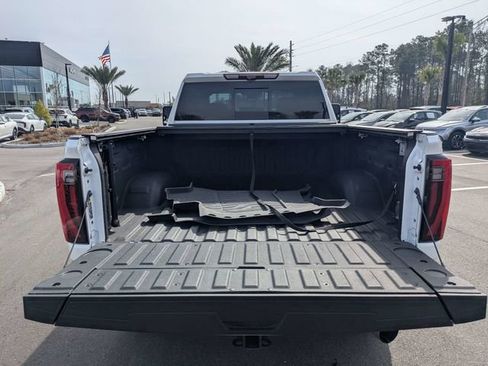 Used 2024 GMC Sierra 2500 Denali Ultimate image 13
