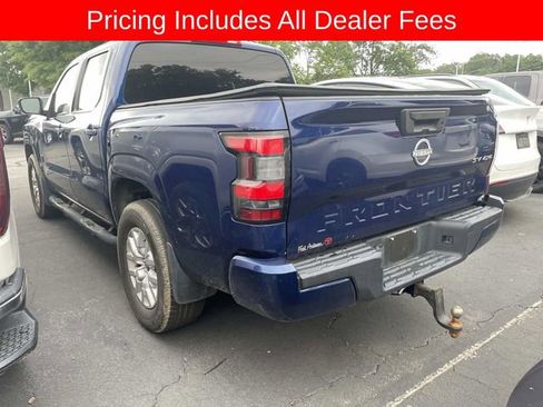 Used 2022 Nissan Frontier SV AWD/4WD image 4