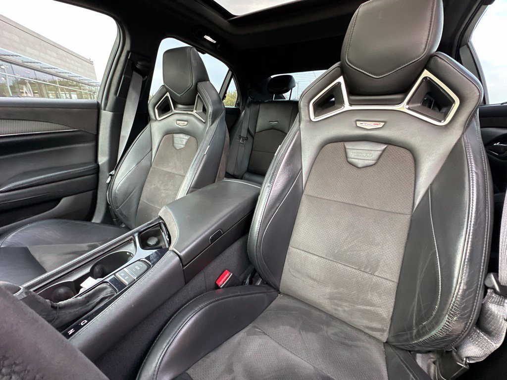 Used 2016 Cadillac CTS V w/ Carbon Fiber Package RWD image 10