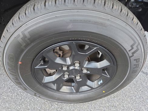 Used 2021 Jeep Wrangler Unlimited Sport image 9