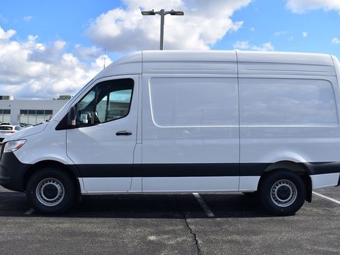 New 2025 Mercedes-Benz Sprinter 2500 image 2