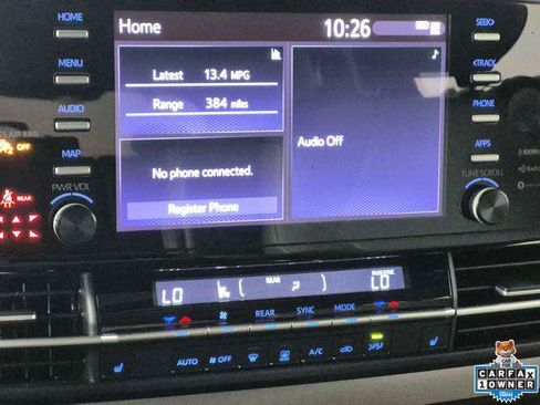 Certified 2024 Toyota Sienna XLE FWD image 21