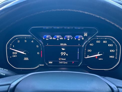 Used 2021 GMC Yukon AT4 AWD/4WD image 30