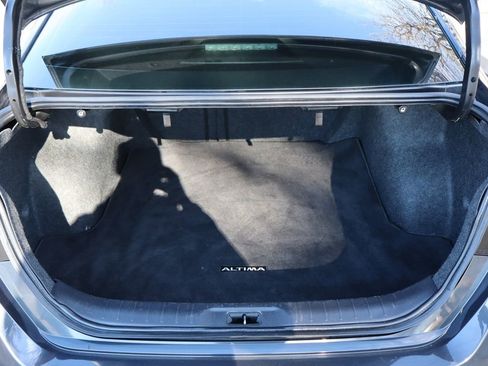 Used 2022 Nissan Altima 2.5 SV image 14