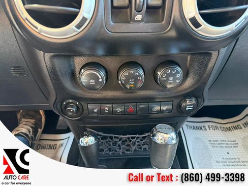 Used 2013 Jeep Wrangler Unlimited Sahara w/ Connectivity Group image 23