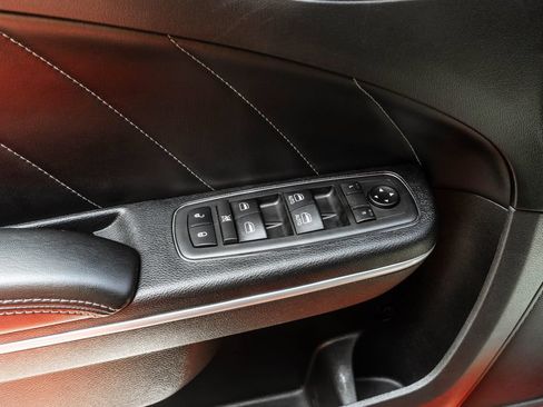 Used 2019 Dodge Charger SXT w/ Plus Group AWD/4WD image 15