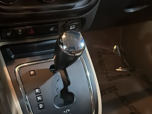 Used 2016 Jeep Patriot High Altitude AWD/4WD image 17