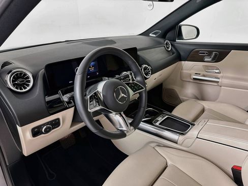 Certified 2026 Mercedes-Benz GLA 250 image 10
