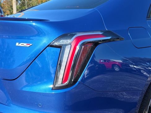 Used 2022 Cadillac CT4 V w/ Navigation Package image 7