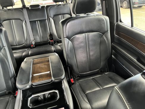 Used 2023 Jeep Grand Wagoneer Series II AWD/4WD image 42