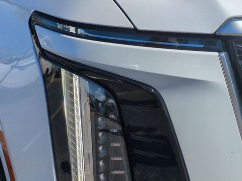 Certified 2025 Cadillac Escalade Premium Luxury w/ LPO, Floor Liner Package image 9