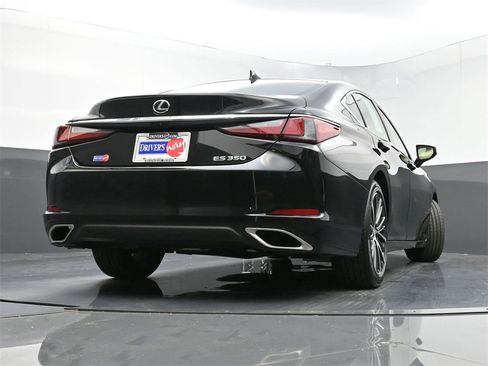 Used 2024 Lexus ES 350 w/ Premium Package image 33