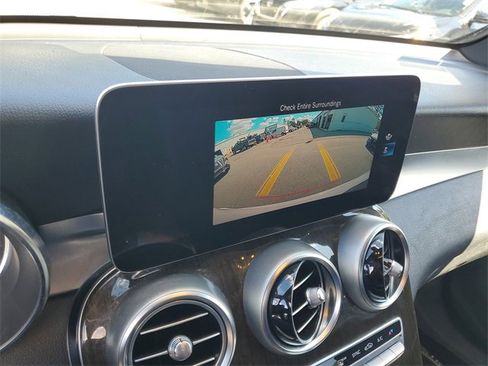 Used 2020 Mercedes-Benz GLC 300 image 20