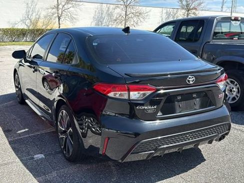 Certified 2021 Toyota Corolla SE image 4