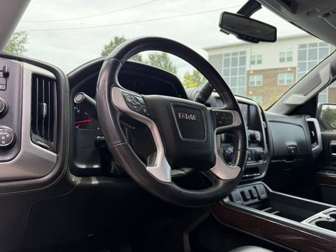 Used 2017 GMC Sierra 1500 SLT w/ SLT Premium Package AWD/4WD image 11
