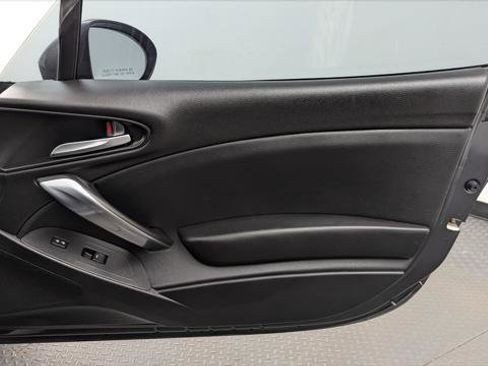 Used 2018 FIAT 124 Spider Classica image 17