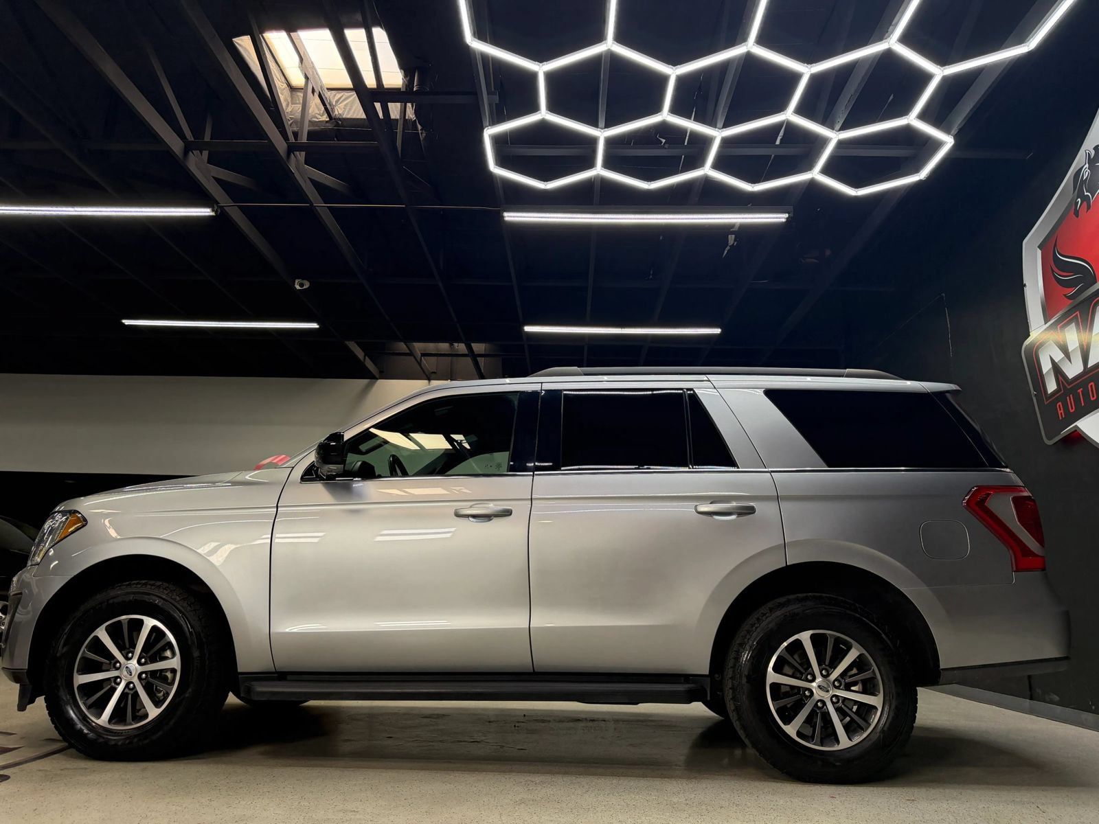 Used 2021 Ford Expedition XL AWD/4WD image 16