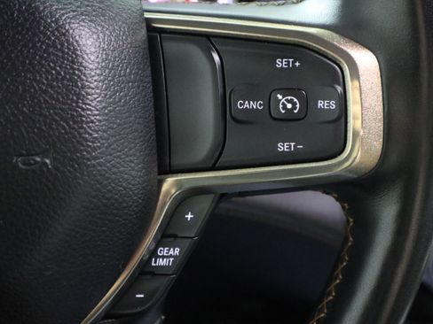 Used 2022 RAM 1500 Limited AWD/4WD image 29