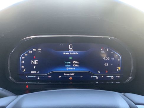 Certified 2024 Chevrolet Suburban Premier image 8