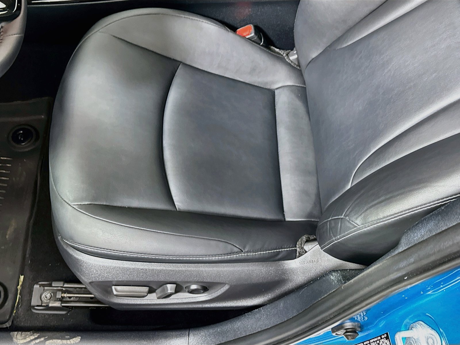 Certified 2022 Toyota Prius Prime XLE FWD image 17