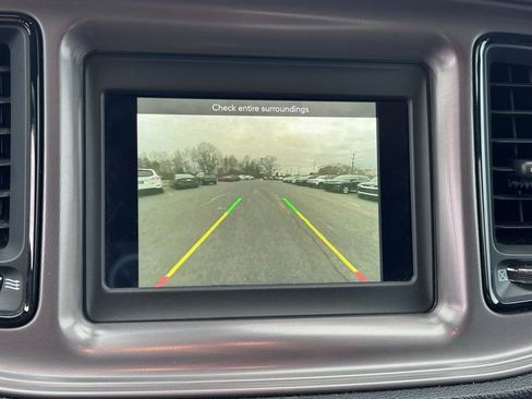 Used 2023 Dodge Challenger SXT image 21